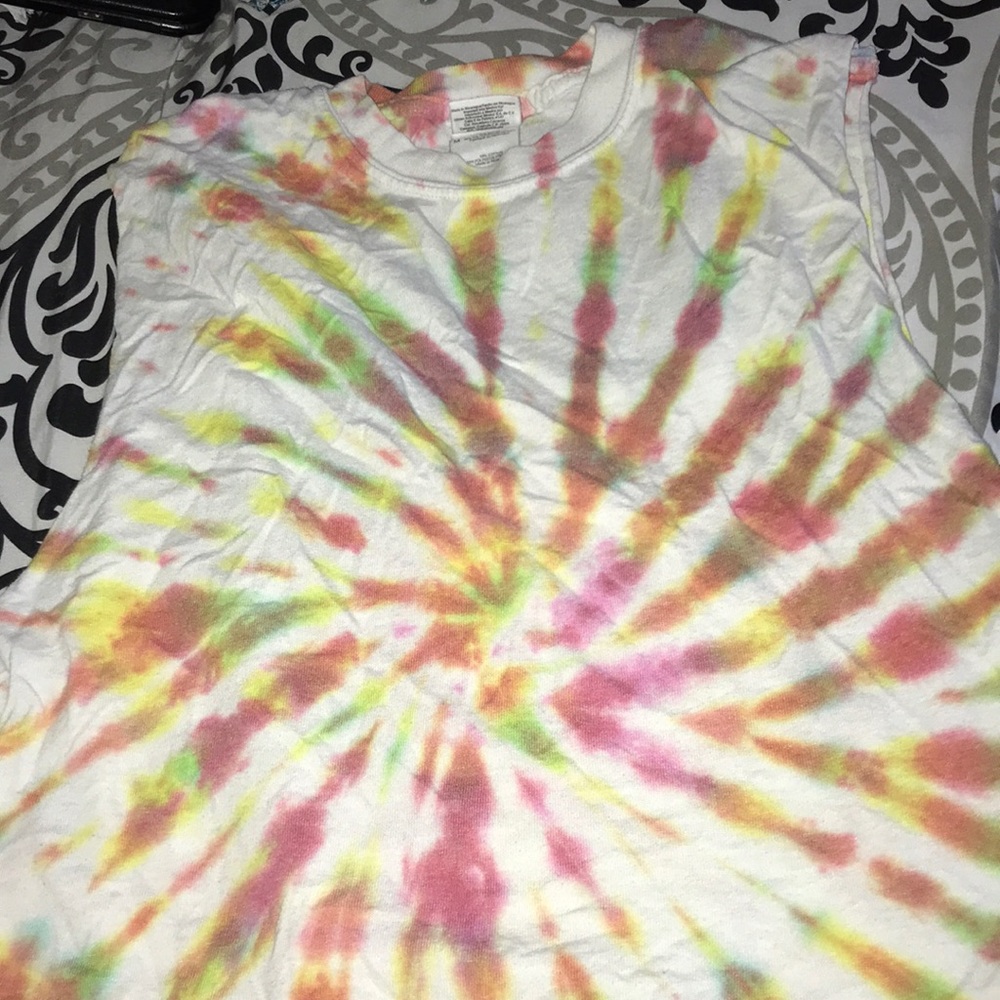 tie die tank top